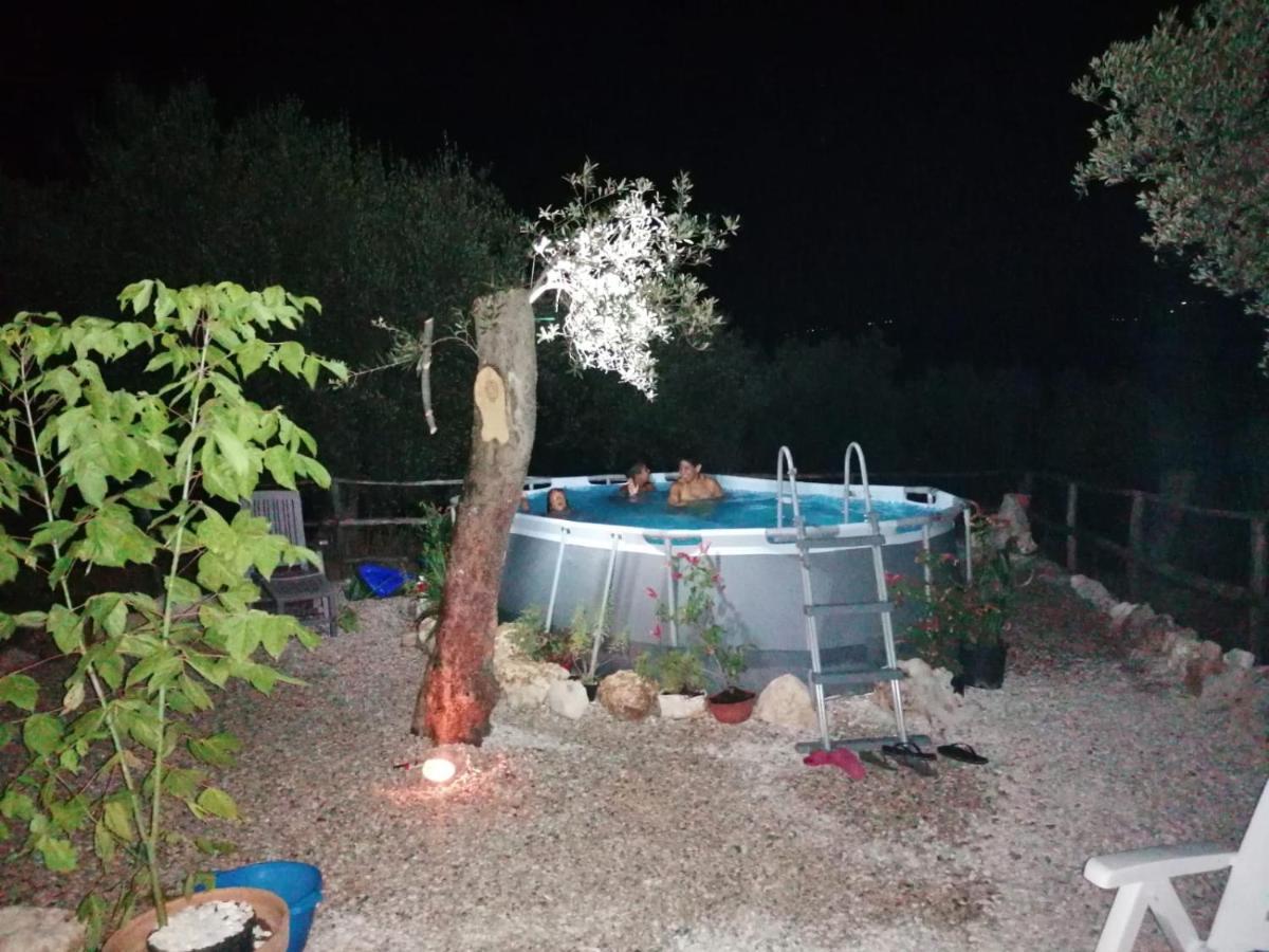 B&B Rifugio Tra Gli Ulivi Campagna Bagian luar foto