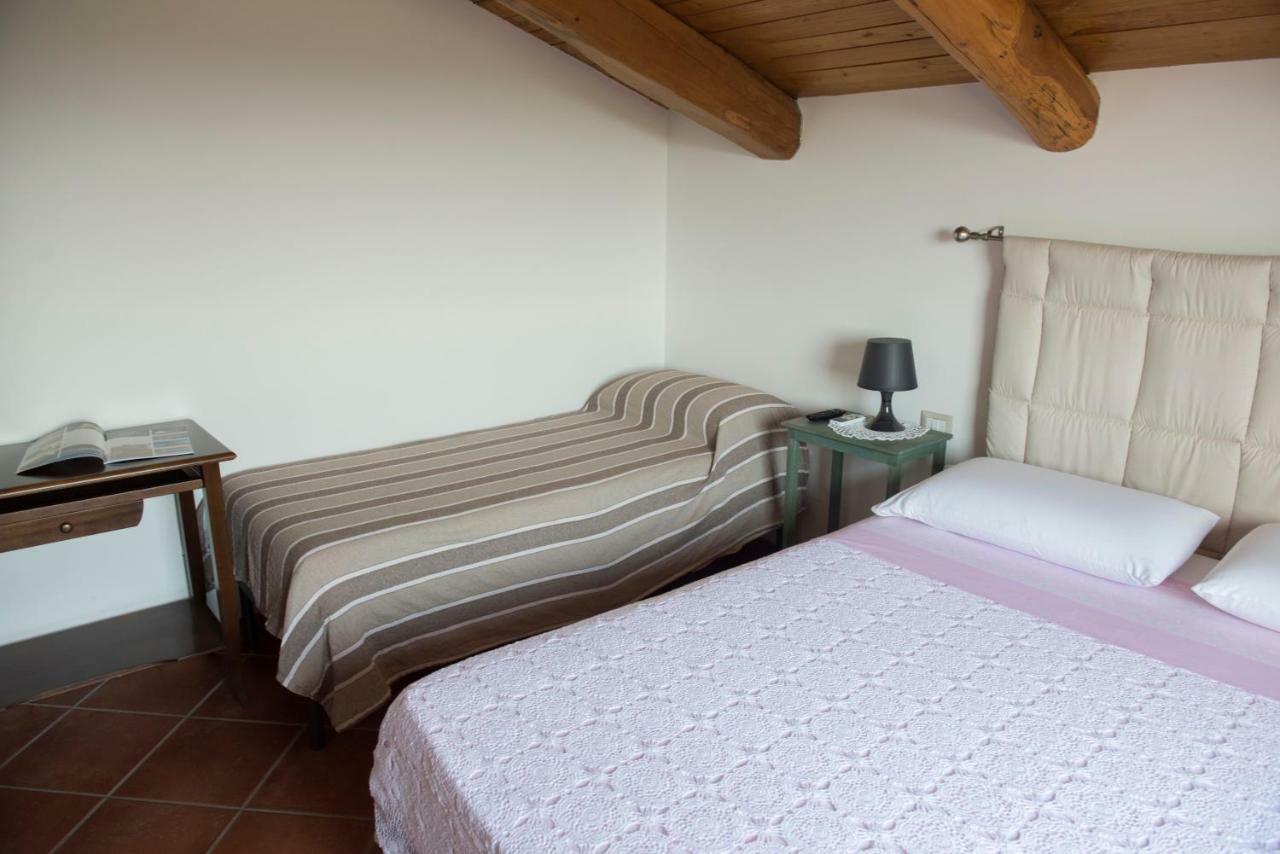 B&B Rifugio Tra Gli Ulivi Campagna Bagian luar foto